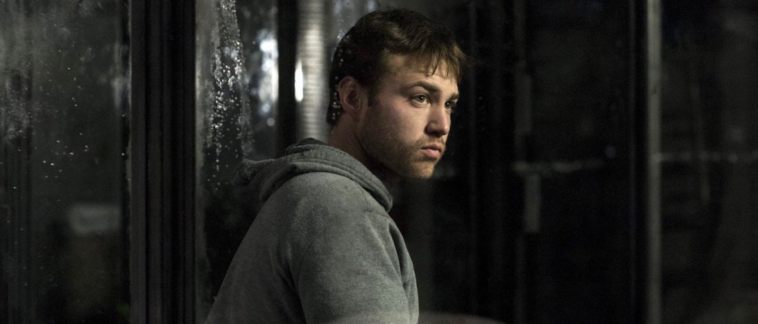 Emory Cohen In The Oa