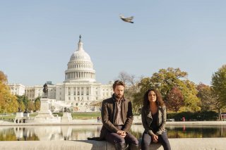Sleepy Hollow: gli attori Tom Mison e Lyndie Greenwood in Columbia