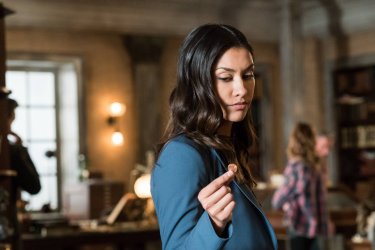 Sleepy Hollow: l'attrice Janina Gavankar nell'episodio Columbia