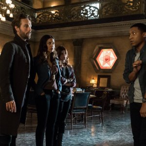 Sleepy Hollow: una foto dei protagonisti nell'episodio Columbia