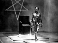 Metropolis: il capolavoro di Fritz Lang che ha 'inventato' la fantascienza al cinema