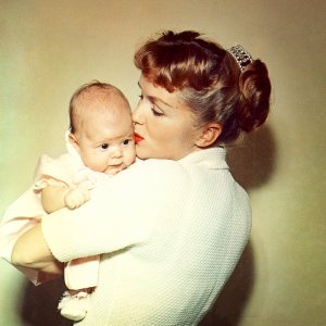 Bright Lights: una foto di Debbie Reynolds e Carrie Fisher 