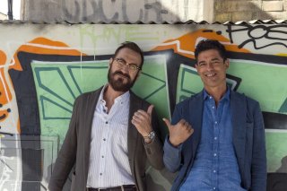 Beata ignoranza: Marco Giallini e Alessandro Gassman in un'immagine promozionale del film