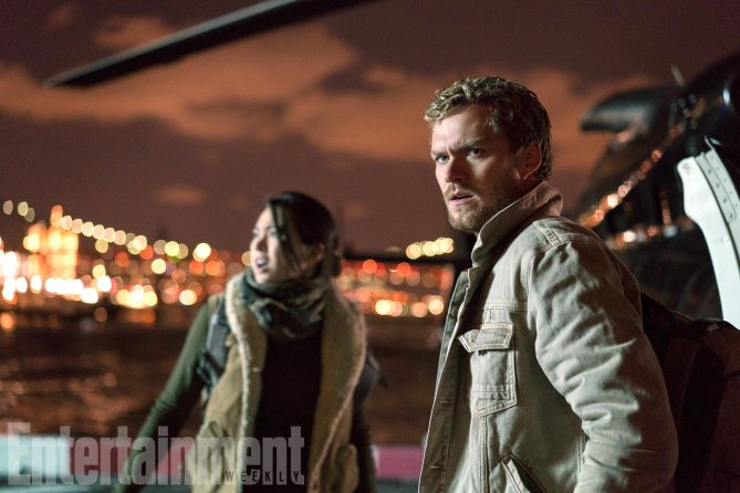 The Defenders: Finn Jones in una foto della serie