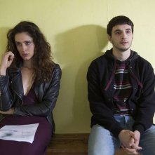 Il permesso - 48 ore fuori: Giacomo Ferrara e Valentina Bellè in una scena del film