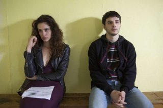 Il permesso - 48 ore fuori: Giacomo Ferrara e Valentina Bellè in una scena del film