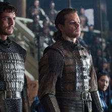 The Great Wall: Matt Damon e Pedro Pascal in una scena del film