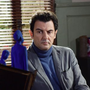 Un passo dal cielo: Enrico Ianniello nella quarta stagione