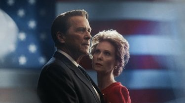 Killing Reagan: una foto di Tim Matheson e Cynthia Nixon