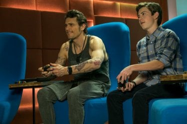 Proprio lui?: James Franco e Griffin Gluck in un momento del film