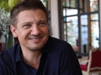 Jeremy Renner, il più amato dagli Avengers, tra Arrival e musica