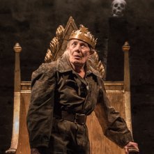 Almeida Theatre Live - Riccardo III: Vanessa Redgrave sul palco nei panni della Regina Margherita
