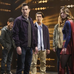 Supergirl: Una scena dell'episodio Supergirl Lives