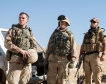 Sand Castle: le foto del film Netflix con Nicholas Hoult e Henry Cavill