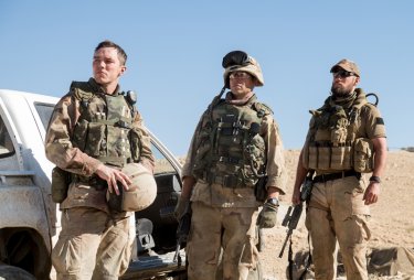 Sand Castle: Nicholas Hoult in una foto del film