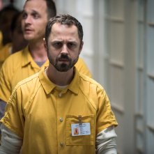 Sneaky Pete: una foto del protagonista Giovanni Ribisi