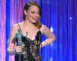 I SAG Awards 2017 incoronano Emma Stone e Denzel Washington