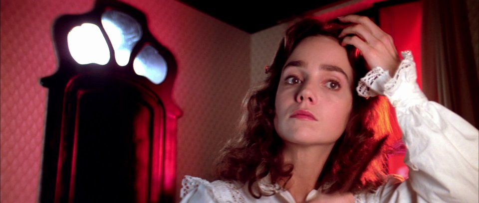 Jessica Harper nella scena dei vermi in Suspiria