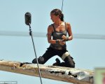 Tomb Raider: Alicia Vikander in azione nelle prime foto dal set
