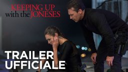 Le Spie della Porta Accanto - Trailer italiano