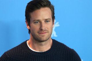 Berlino 2017: un primo piano di Armie Hammer al photocall di Final Portrait
