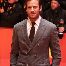 Berlino 2017: uno scatto di Armie Hammer sul red carpet di Final Portrait