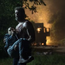 Logan: Hugh Jackman e Dafne Keen in una foto del film
