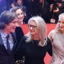 Berlino 2017: Patricia Clarkson, Cillian Murphy e Sally Potter sul red carpet di The party