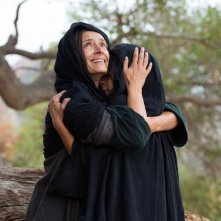 Piena di grazia: Kelsey Asbille e Bahia Haifi in un momento del film