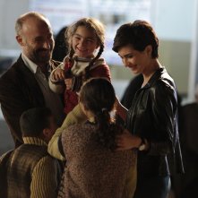 Rosso Istanbul: Halit Ergenç e Tuba Büyüküstün in una scena del film