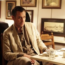 Rosso Istanbul: Nejat Isler in una scena del film