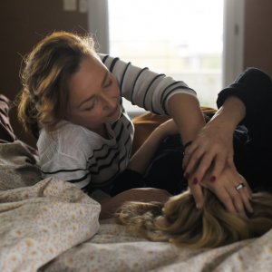 Midwife: Catherine Frot e Catherine Deneuve in una scena