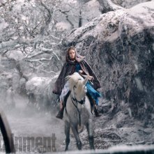 La Bella e la Bestia: Emma Watson interpreta Belle in una foto del film