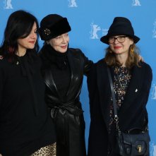 Berlino 2017: Milena Canonero e le sue collaboratrici al photocall