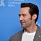Hugh Jackman protagonista di The Death of Robin Hood, le prime immagini della rilettura dark firmata A24