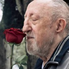 Chi salverà le rose?: Carlo Delle Piane in una scena del film