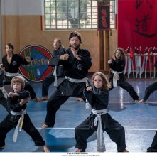 Questione di karma: Fabio De Luigi in una scena del film