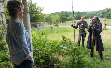 The Walking Dead: Melissa McBride, Daniel Newman e Khary Pyton in New Best Friends