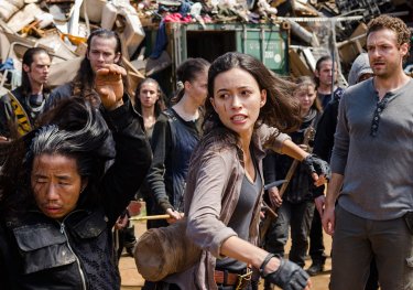 The Walking Dead: Christian Serratos e Ross Marquand in New Best Friends