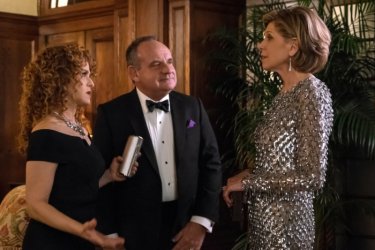 The Good Fight: Bernadette Peters, Paul Guilfoyle, e Christine Baranski in Inauguration