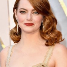 Oscar 2017: Emma Stone sul red carpet dell'evento