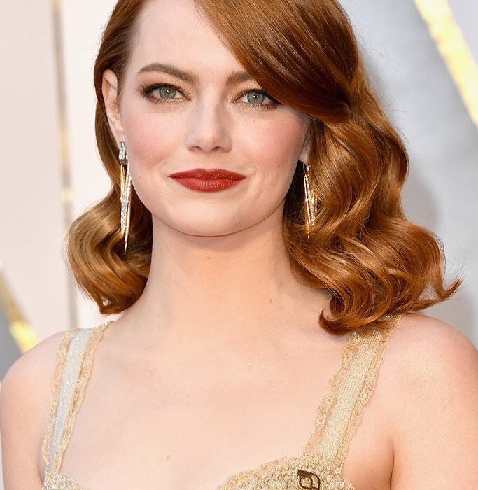 Oscar 2017: Emma Stone sul red carpet dell'evento