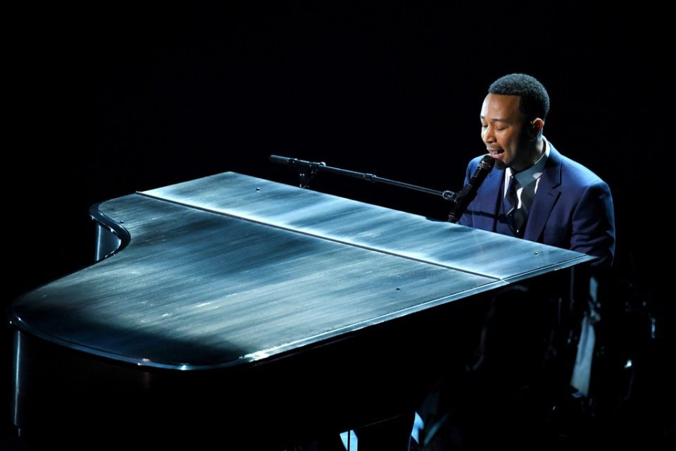 Oscar 2017: la performance di John Legend