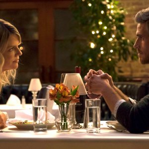 The Mick: una foto di Kaitlin Olson e Dave Annable 