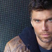 Una foto dell'attore Anson Mount