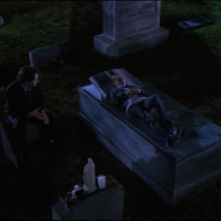 Buffy the Vampire Slayer: una scena dell'episodio Conversazioni con l'aldilà