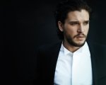 Il trono di spade: Kit Harington a Napoli per Dolce & Gabbana (VIDEO)