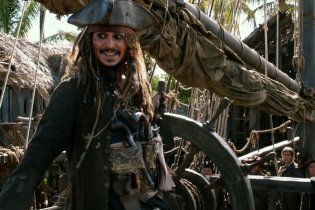 Pirati dei Caraibi: La vendetta di Salazar - Trailer italiano 2