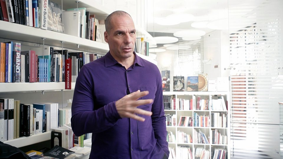 Piigs - Ovvero come imparai a preoccuparmi e a combattere l’austerity: Yanis Varoufakis in un'immagine del documentario