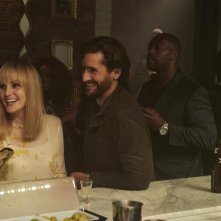 Good Behavior: un'immagine di Michelle Dockery e Juan Diego Botto